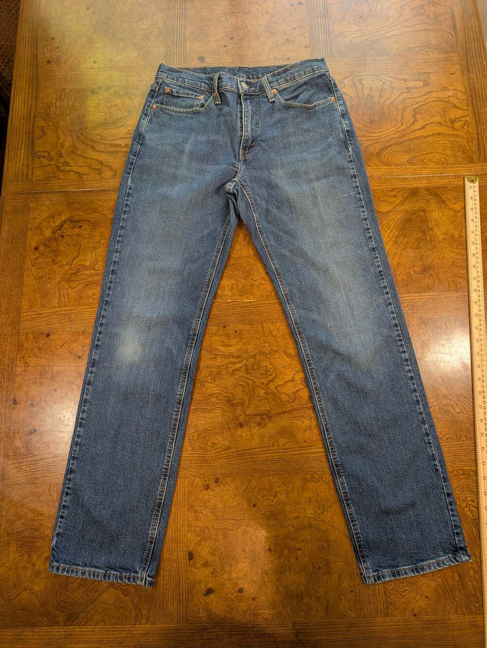LEVI'S 541 Athletic Taper Jeans Mens 32x34 Medium Wash Blue Denim Relaxed Thigh